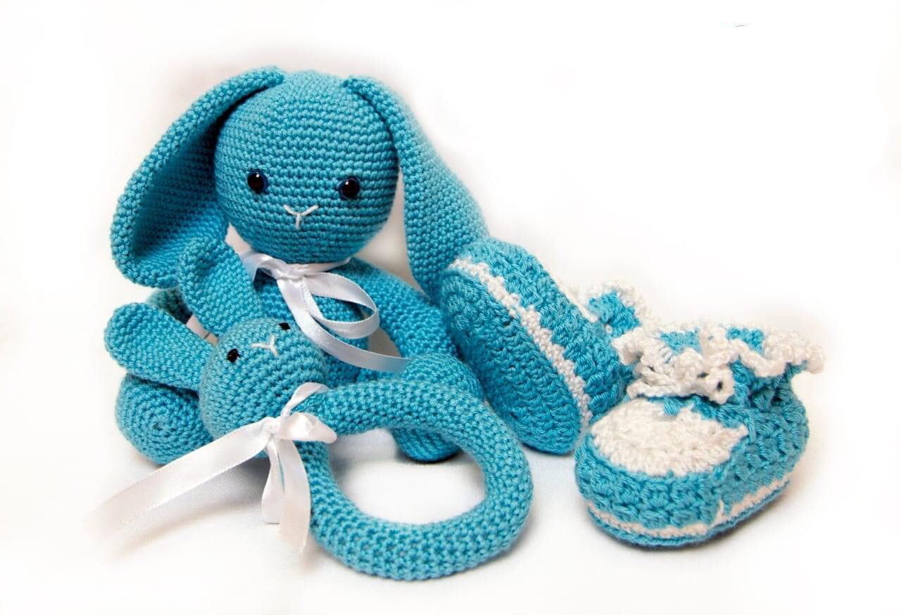Pikkaboo - SnuggleandPlay Soft Crocheted Bunny set - Blue and White