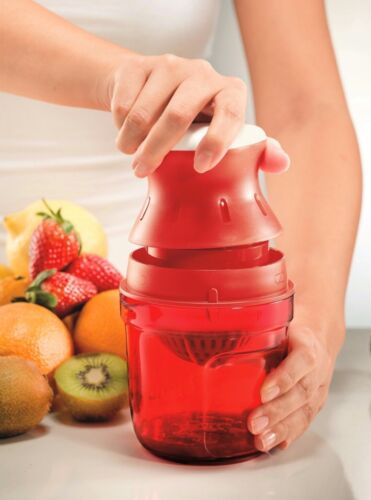 Hand Juicer Easy To Grind Or Press 500ml Red Colour