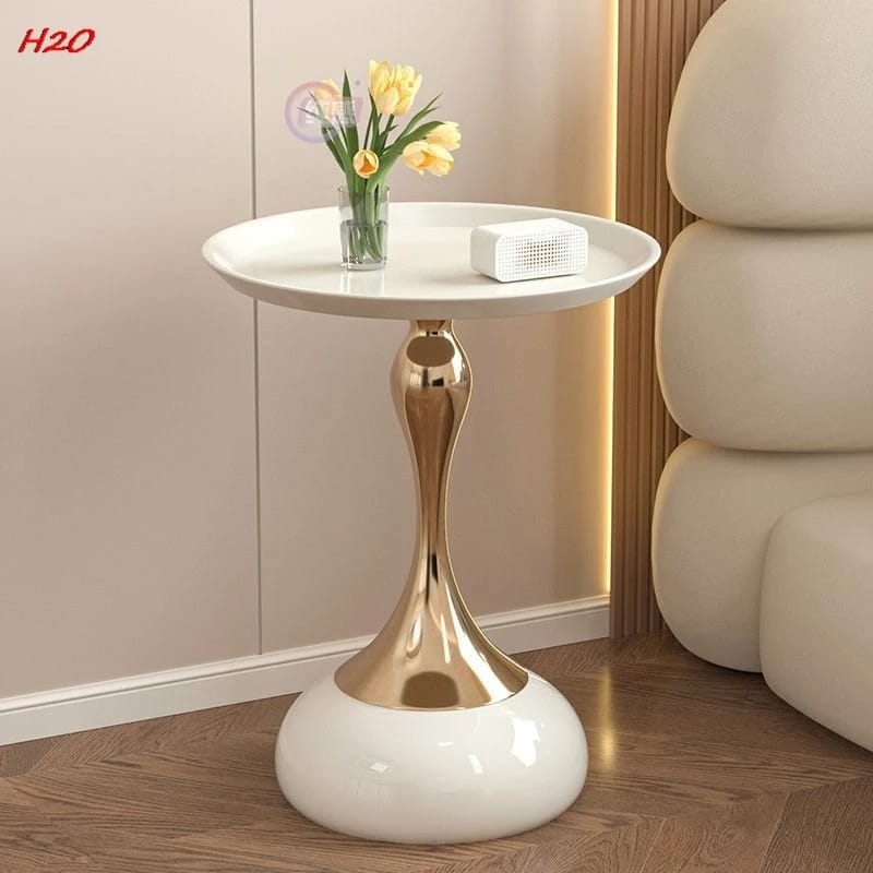 Light Luxury End Table Stylish Metal Side Table Round Coffee Table Table Bedside Sturdy Tray Table for Living Room Bedroom Tabletop Spacious