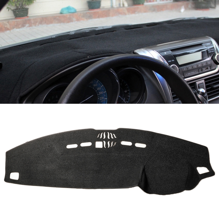Dark Mat Car Dashboard Cover Car Light Pad Instrument Panel Sunscreen Car Mats for Land Rover (Please note the model and year)