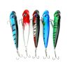 HENGJIA Plastic Artificial Fishing Popper Bionic Lures Environmentally Friendly Fishing Bait with Hooks, Length: 9 cm, Random Color Delivery