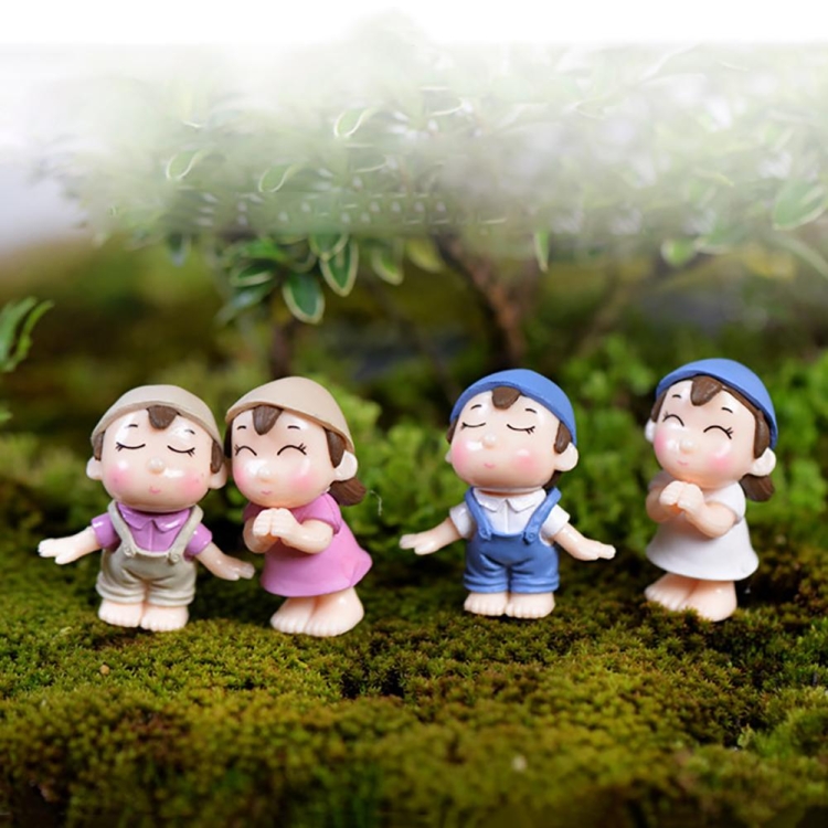 4 PCS Boys and Girls Micro Landscape Ornaments Toy House Decorations, Random Style Delivery