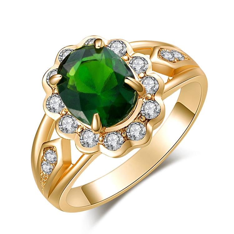 Fashion Vintage Oval Green Gem Diamond Ring