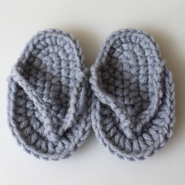 Newborn Babies Photography Props Mini Crocheted Small Slippers