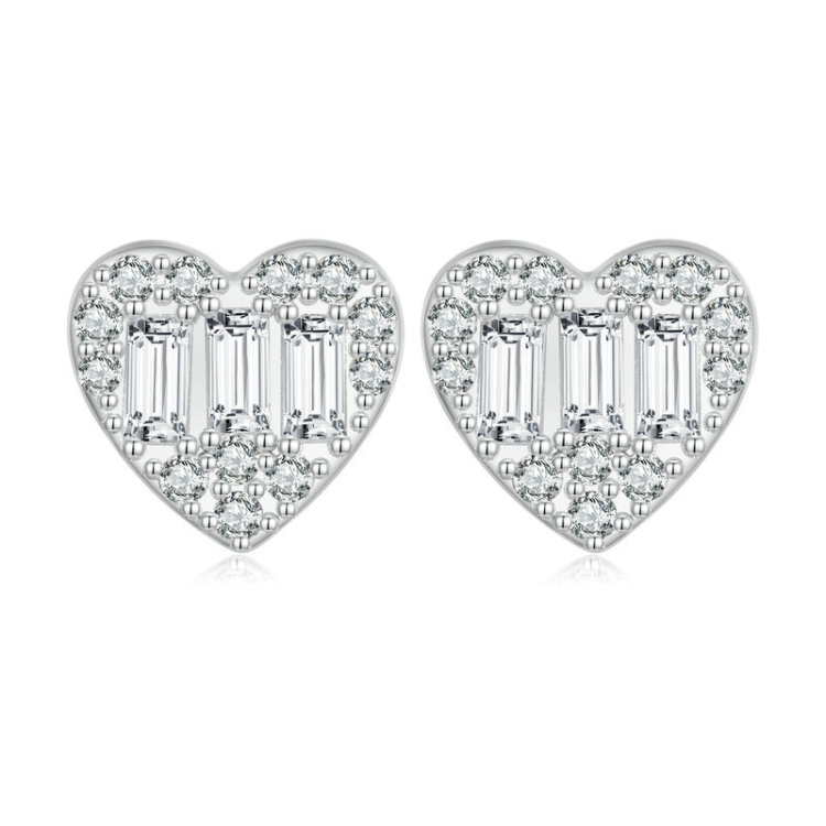 Sterling Silver S925 Plated Platinum Sparkling Zirconia Heart Stud Earrings