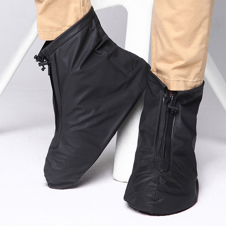 Fashion PVC Non-slip Waterproof Thick-soled Shoe Cover Size: M