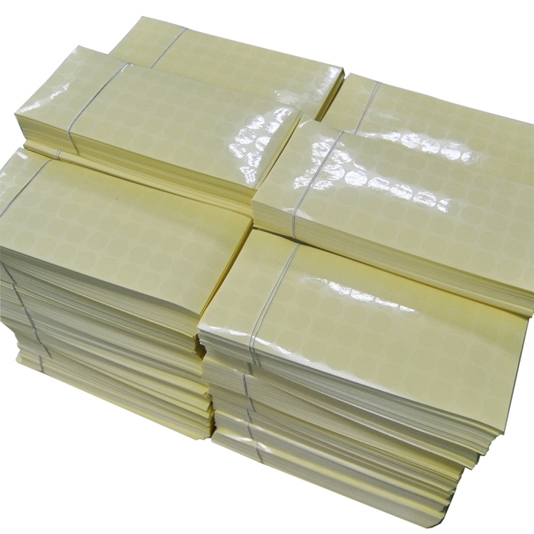 PACK1040_3.jpg