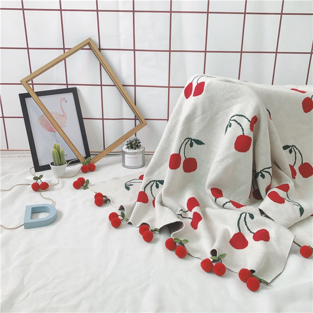 Children Strawberry Knitted Cotton Blanket Size: 100 x 130cm