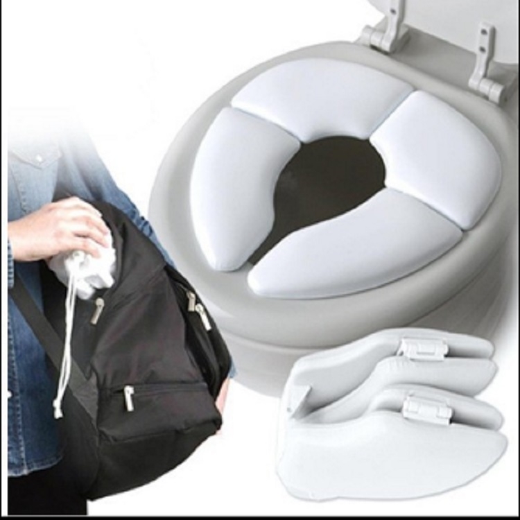 Soft Skin-Friendly Children Folding Potty Seat Cover Baby Travel Folding Padded Toilet Seat Toilet Training