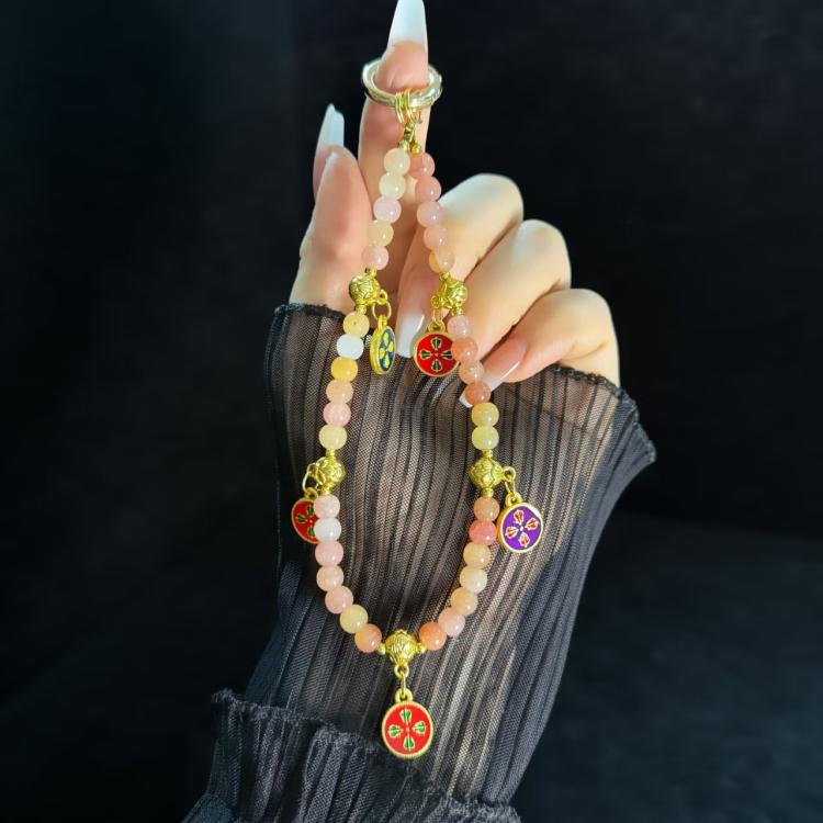 Five-Way Fortuna Mobile Phone Chain