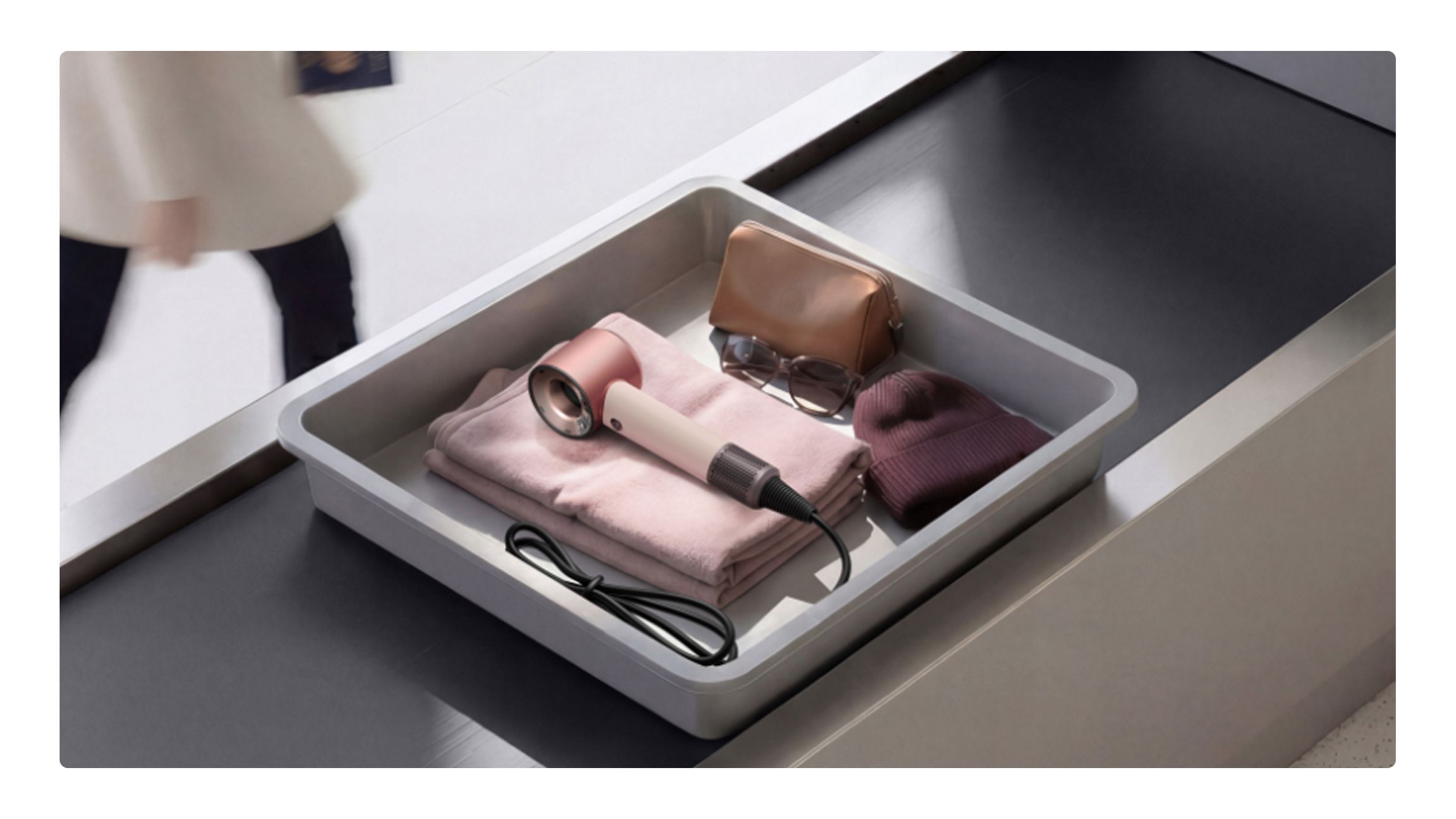 Web_921_Gallery_Card_8 Dyson Supersonic Travel Hair Dryer