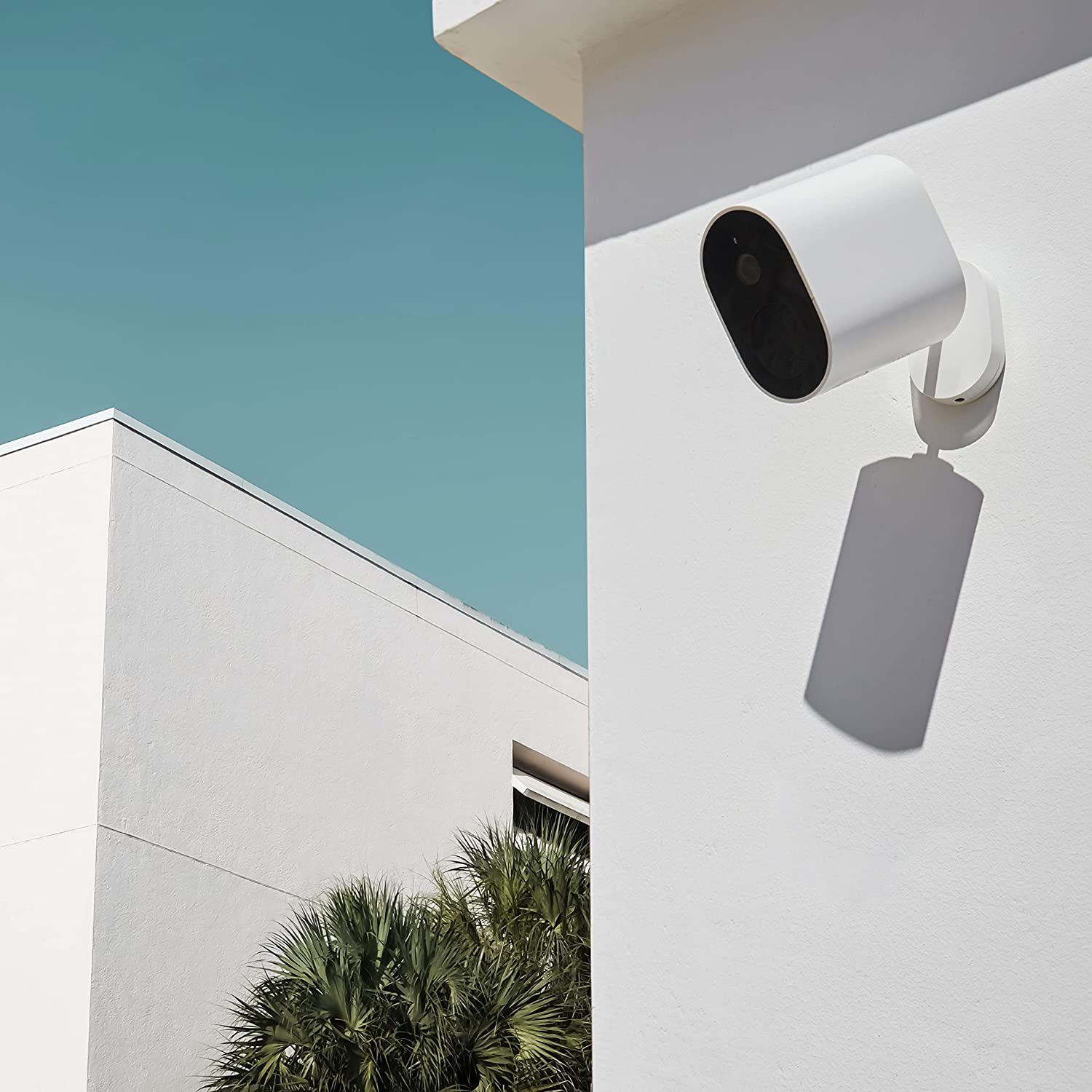 Xiaomi Mi Wireless Outdoor Security Camera Set 1080p – Weatherproof, 2-Way audio, 130° wide angle, 7m PIR human detection